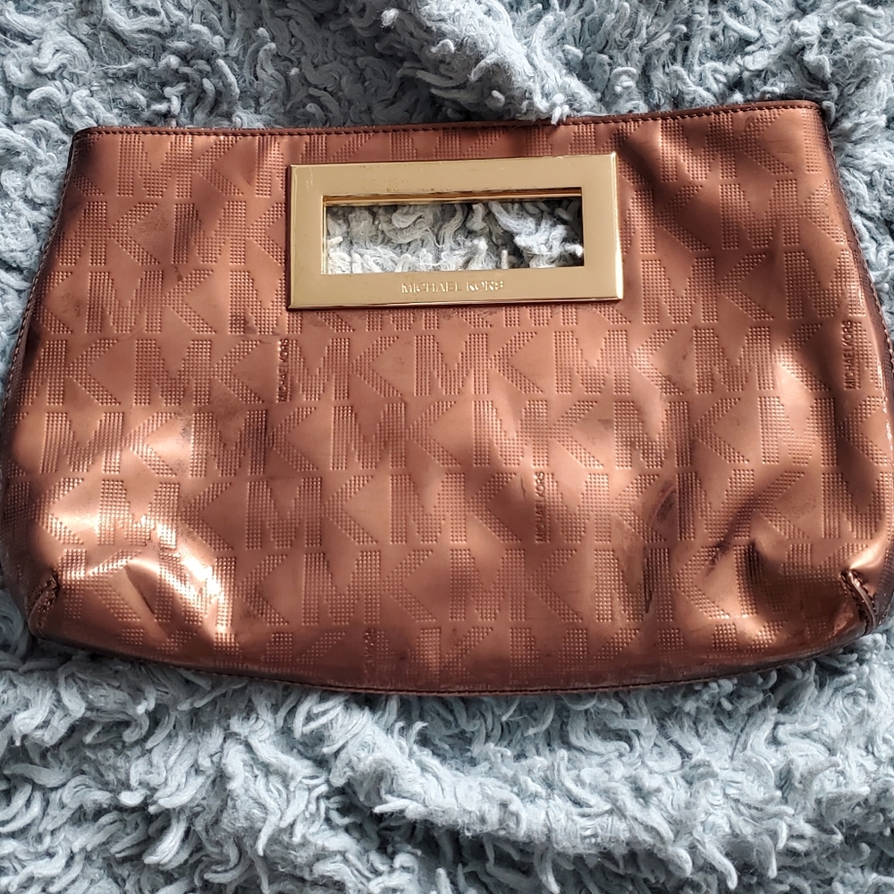 🌹Michael Kors🌹Metallic Rose Gold Large Clutch/Top Handle Bag
